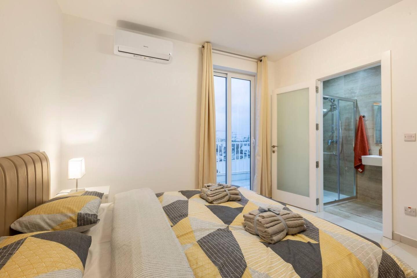 Beautiful Central Penthouse 1Br Ta Xbiex Eksteriør bilde